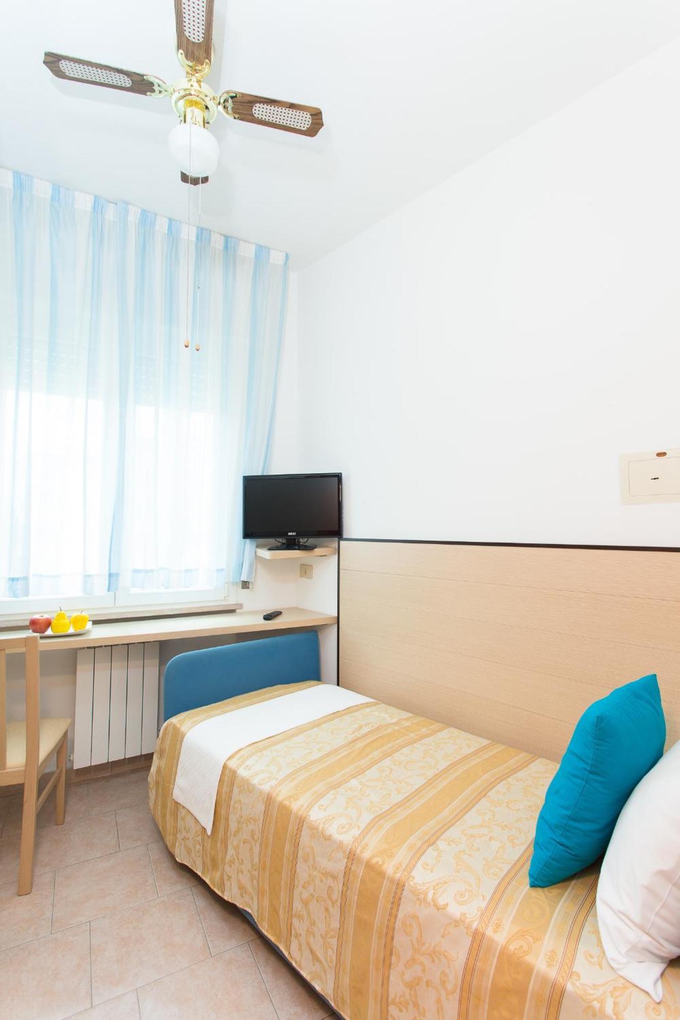 Hotel Asiago Beach Lido Di Savio Chambre photo