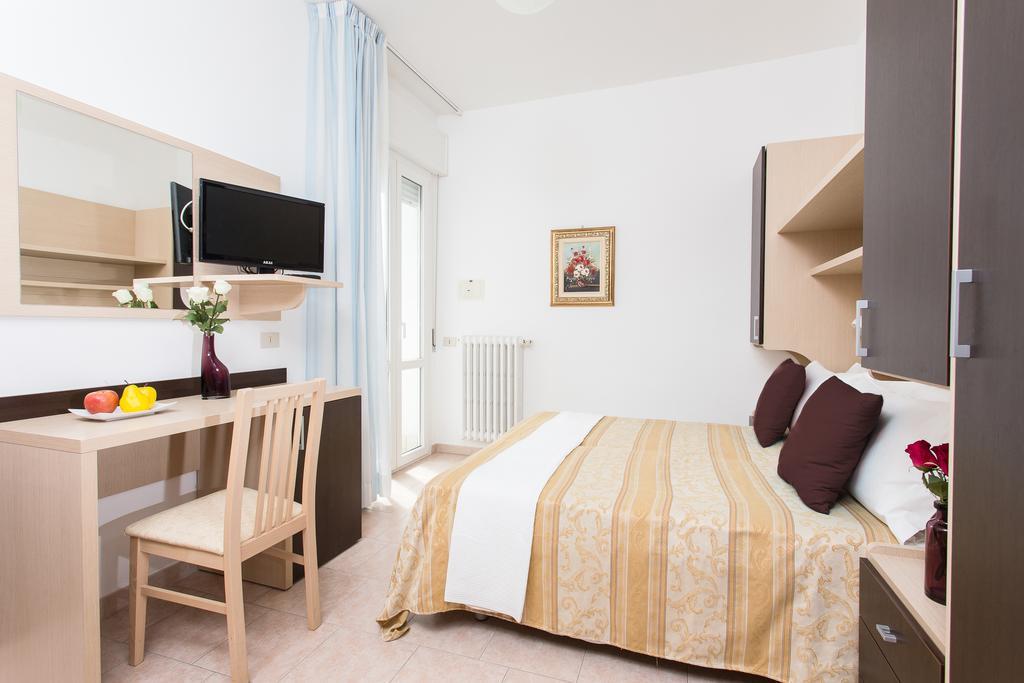 Hotel Asiago Beach Lido Di Savio Chambre photo
