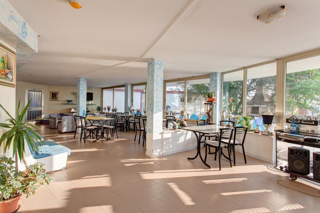 Hotel Asiago Beach Lido Di Savio Extérieur photo